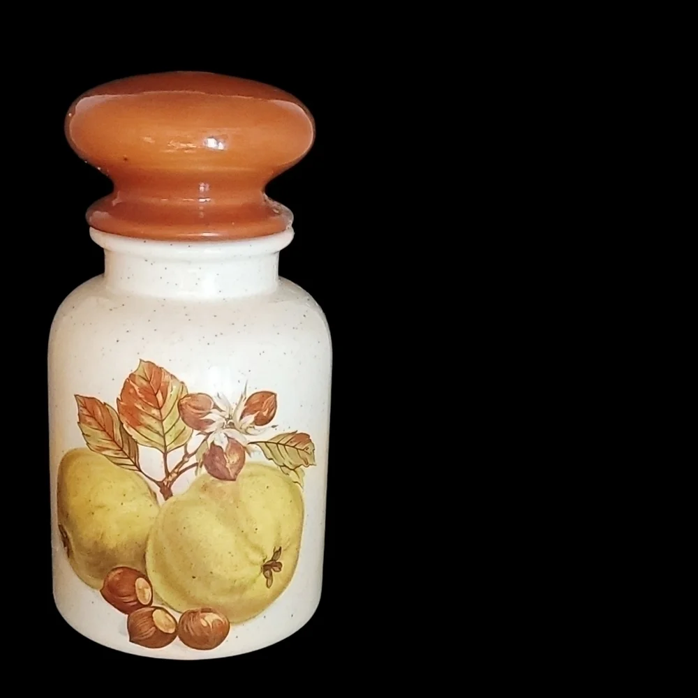 Vintage apple pattern ceramic 7.5
